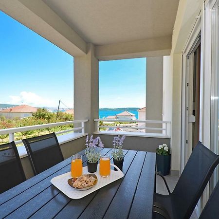Appartement Sunshine à Trogir Extérieur photo