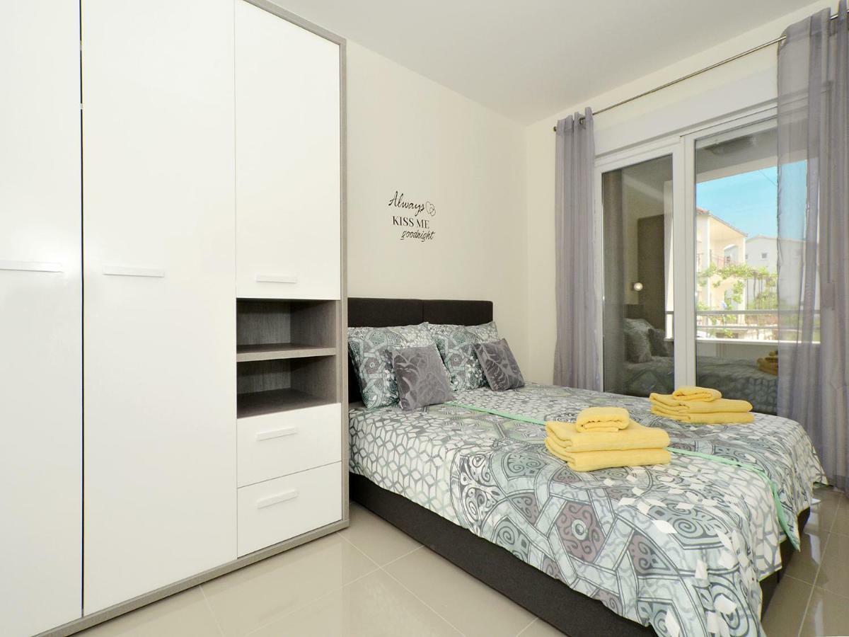 Appartement Sunshine à Trogir Extérieur photo