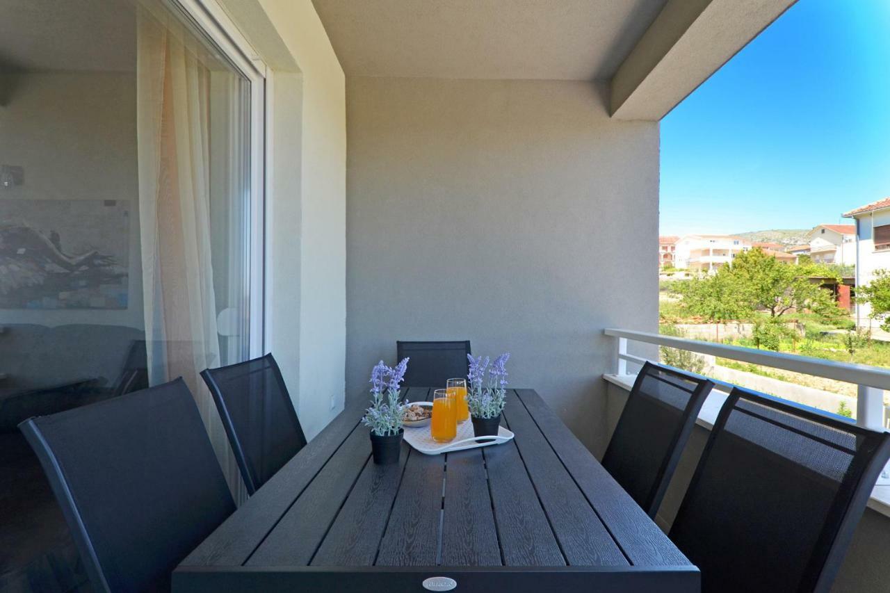 Appartement Sunshine à Trogir Extérieur photo
